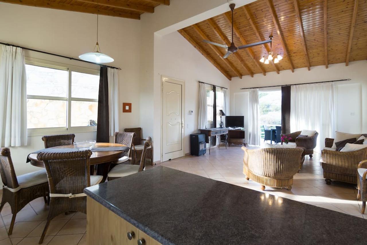 Amoroza Villa Pissouri Luaran gambar